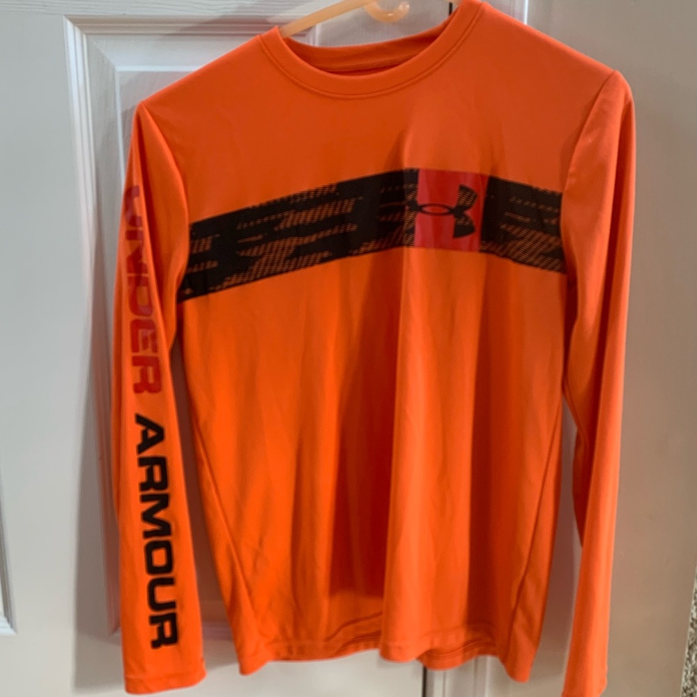 Under Armour YL long sleeve tee